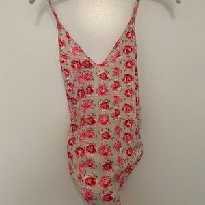 *NWT LoveShackFancy Shailee One Piece Bathing Suit with Carrying Bag in …